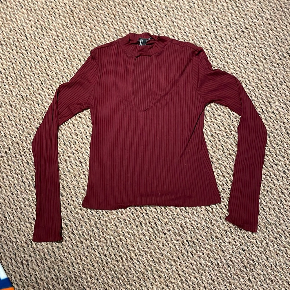 NEW FOREVER 21 maroon red ribbed key hole long sleeve